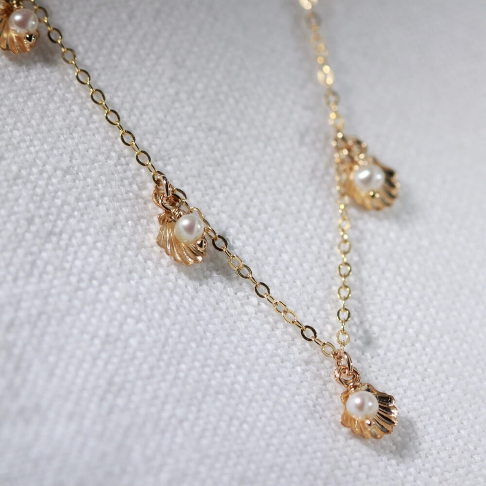 Freshwater pearl and shell Charm Necklace in 14 kt Gold-Filled