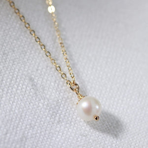 Freshwater Petit Pearl Necklace in 14kt gold filled