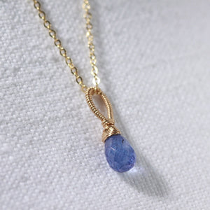 Tanzanite drop Briolette gemstone pendant Necklace in 14 kt Gold-Filled
