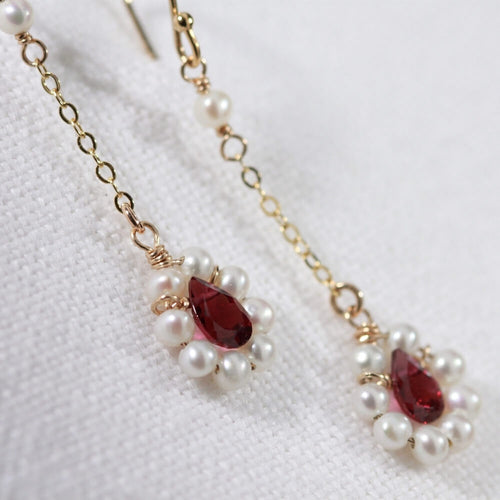 Garnet and pearl Chain Dangle Earrings in 14 kt Gold Filled