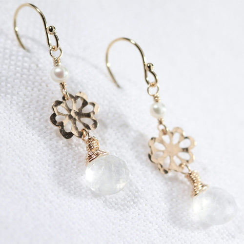 Moonstone, Rainbow gemstone and hammered flower Earrings in 14 kt Gold Filled