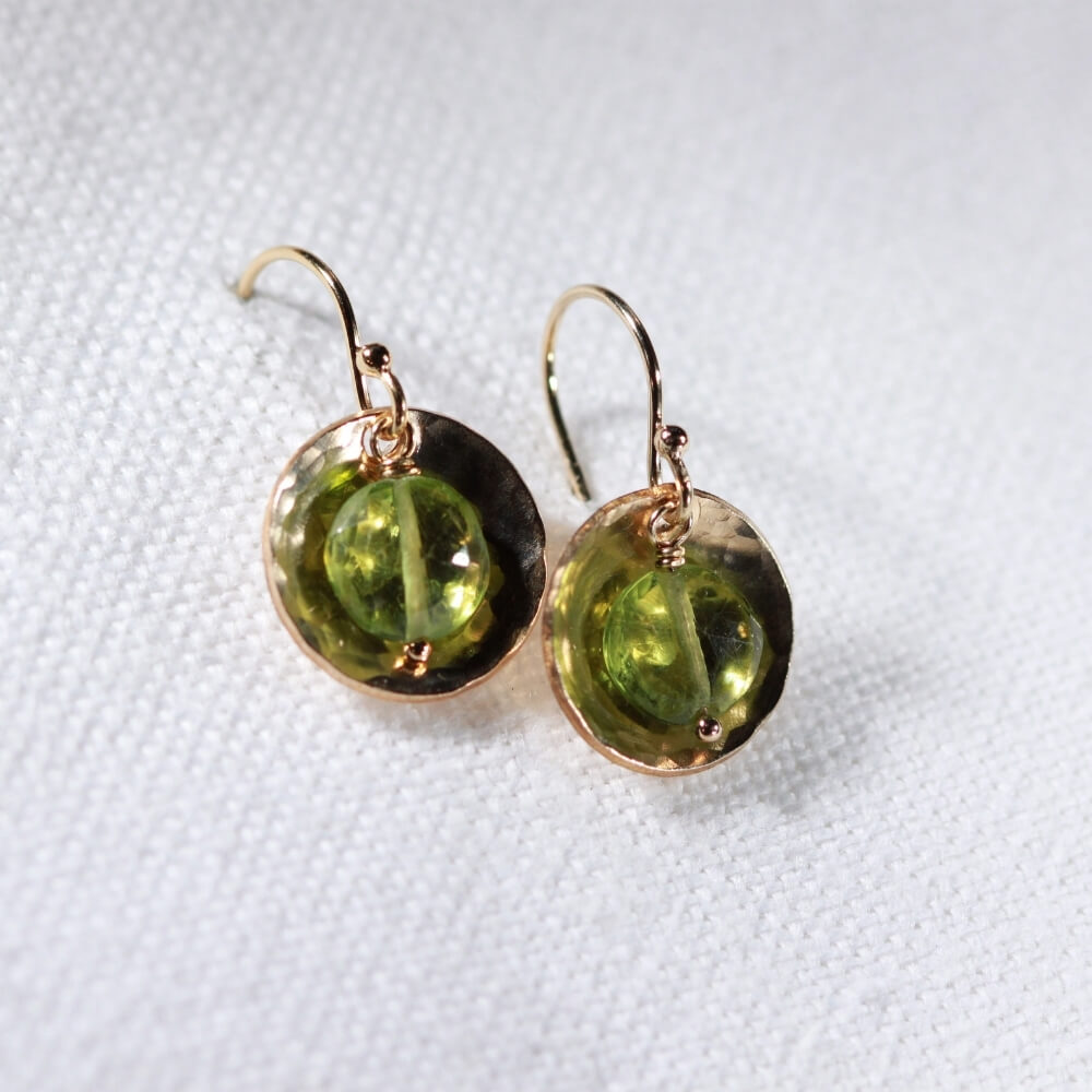Peridot gemstone and Hammered disc Earrings in 14 kt Gold Filled