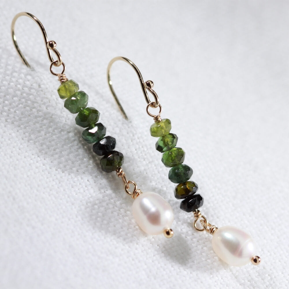 Tourmaline, Green and pearl Earrings in 14 kt Gold Filled
