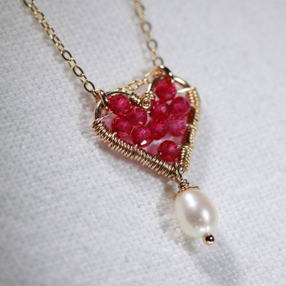 Tourmaline Rubilite Red gemstone Heart pendant in 14 kt Gold-Filled