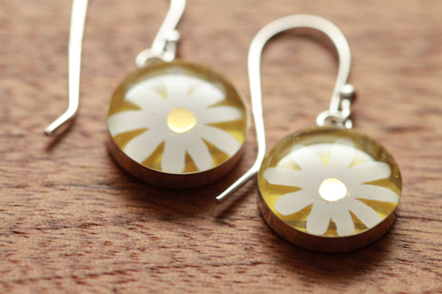 Daisy earrings made from recycled Starbucks gift cards, sterling silver and resin